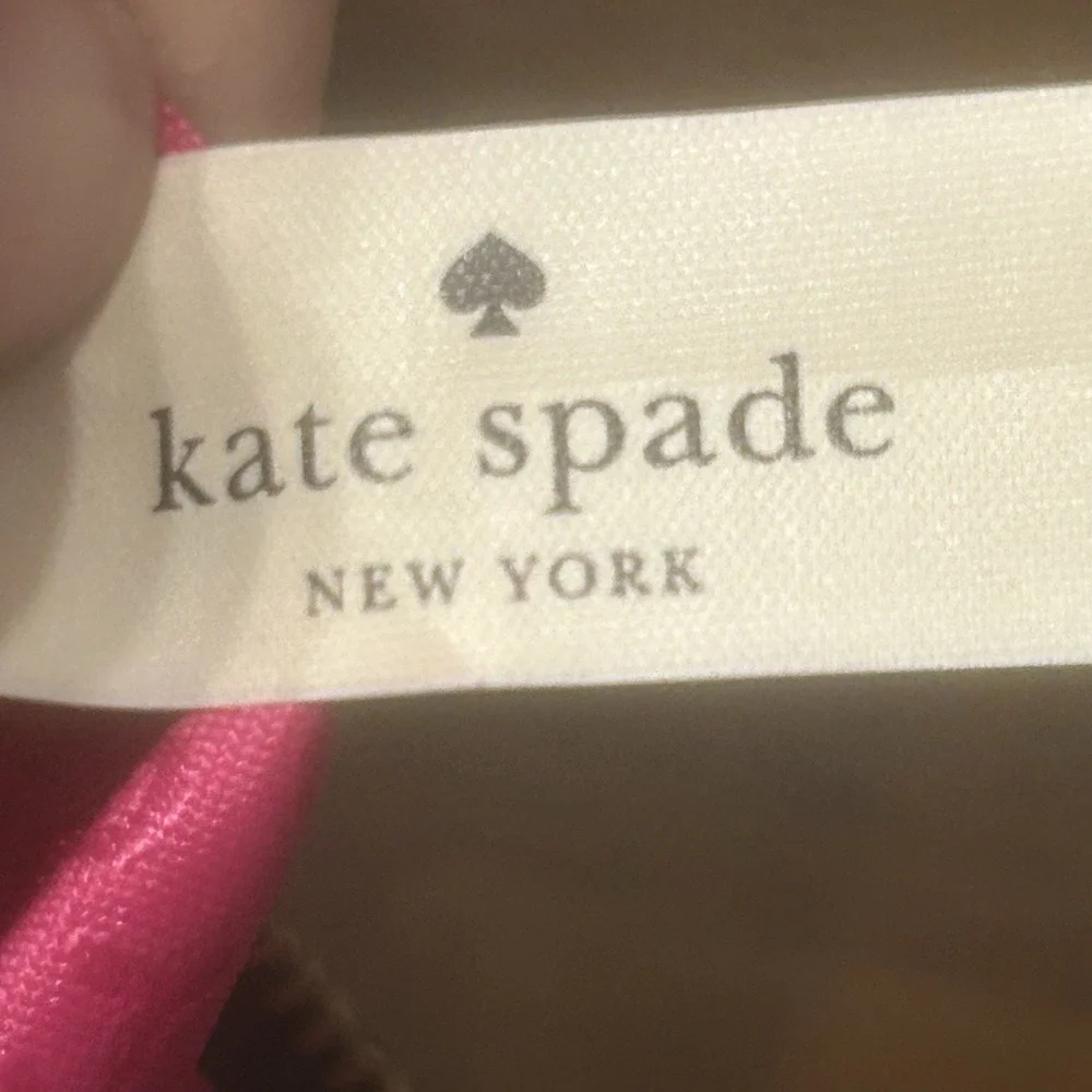 KATE‎ SPADE Pebbled Leather Wristlet Clutch Black Zip Close Pink Liner Cow